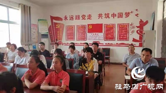 西平縣柏城鎮(zhèn)：愛(ài)國(guó)思想政治課走進(jìn)學(xué)校課堂