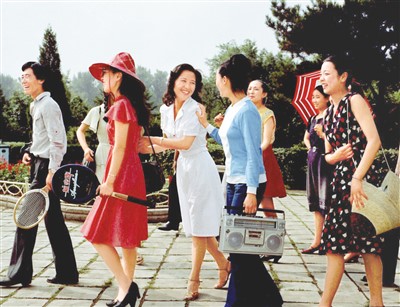 展現(xiàn)百姓生活的百年畫(huà)卷