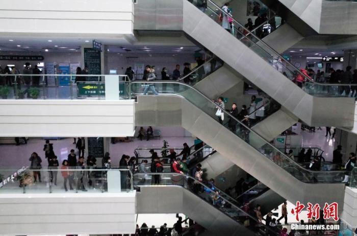 注意！下半年，社保迎來4大新變化，利好你我