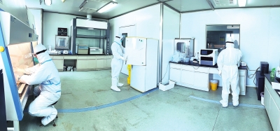從排隊(duì)采樣到查出結(jié)果，大約需要8個步驟 你的核酸檢測報(bào)告請耐心等待