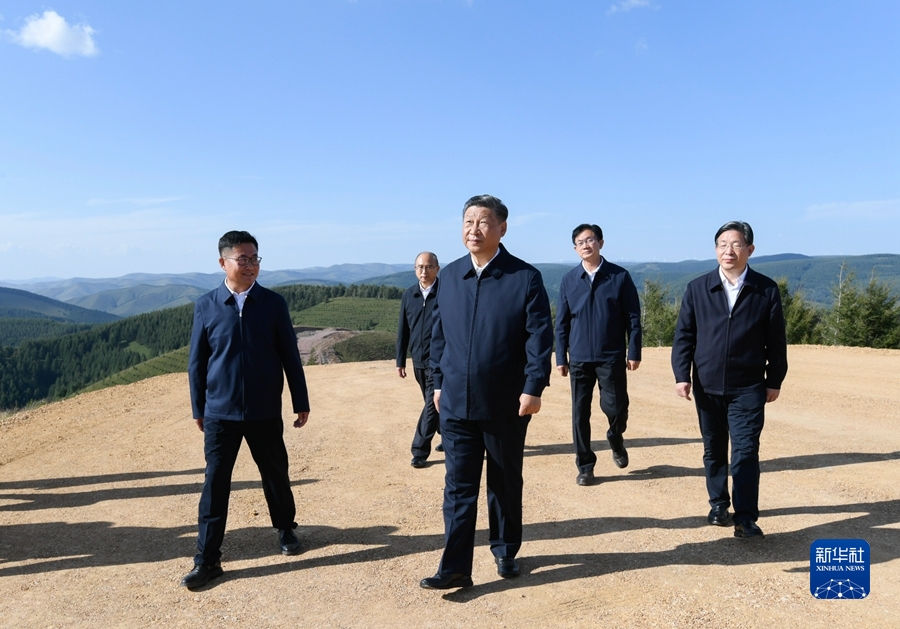 習(xí)近平在河北承德考察時強調(diào) 貫徹新發(fā)展理念弘揚塞罕壩精神 努力完成全年經(jīng)濟社會發(fā)展主要目標(biāo)任務(wù)