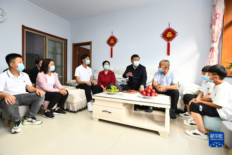 習(xí)近平在河北承德考察時強調(diào) 貫徹新發(fā)展理念弘揚塞罕壩精神 努力完成全年經(jīng)濟社會發(fā)展主要目標(biāo)任務(wù)