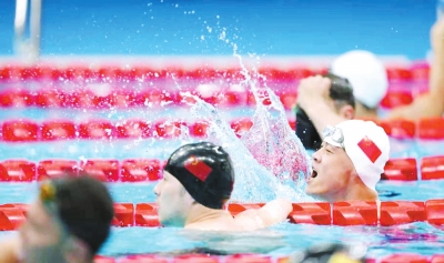 喜報(bào)！中國(guó)第50金！河南小伙王金剛勇奪殘奧會(huì)男子50米蝶泳S6決賽金牌