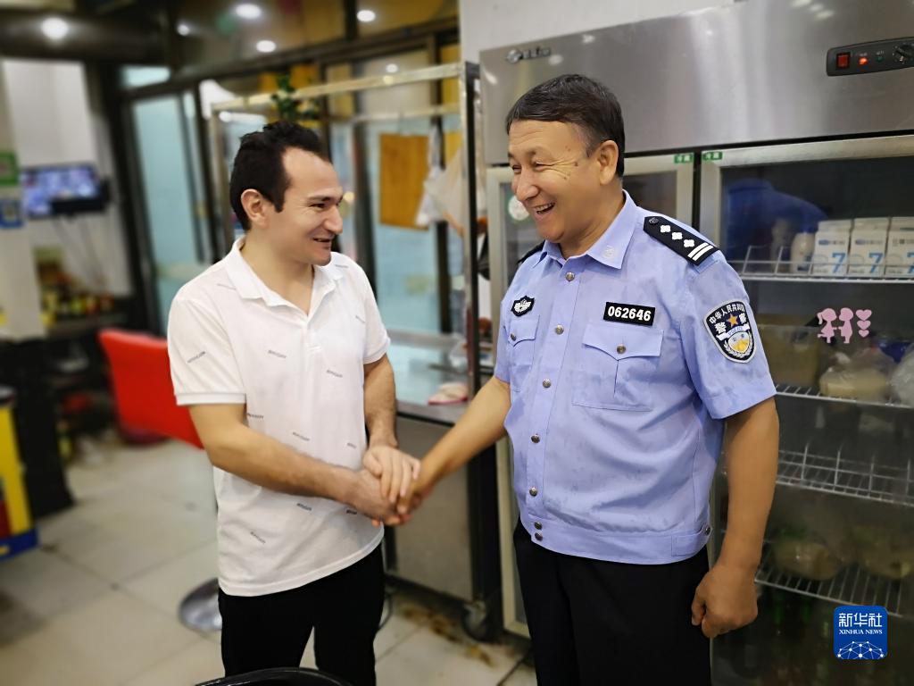 鑄牢中華民族共同體意識(shí)丨和平橋派出所的“民族親戚”