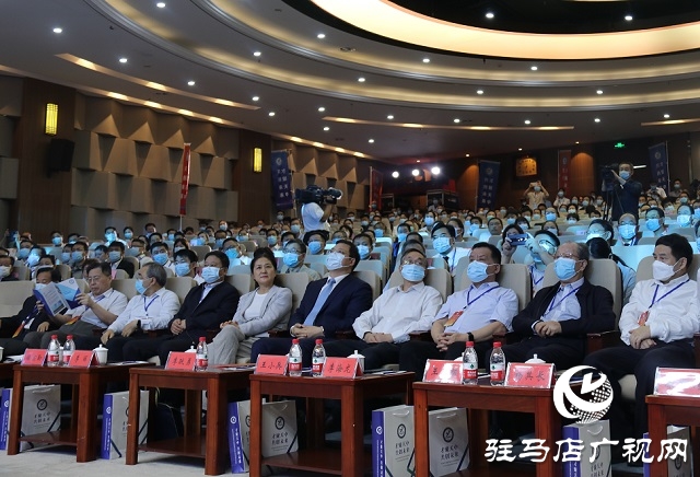 第四屆中國(guó)&middot;河南招才引智創(chuàng)新發(fā)展大會(huì) 駐馬店&ldquo;國(guó)際農(nóng)都&rdquo;建設(shè)招才引智專場(chǎng)活動(dòng)舉辦