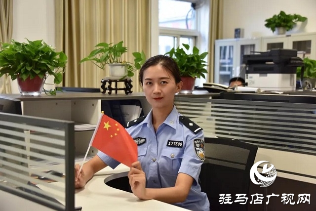 【我為祖國(guó)站崗】向祖國(guó)敬禮︱平輿公安祝福偉大祖國(guó)繁榮昌盛、國(guó)泰民安！