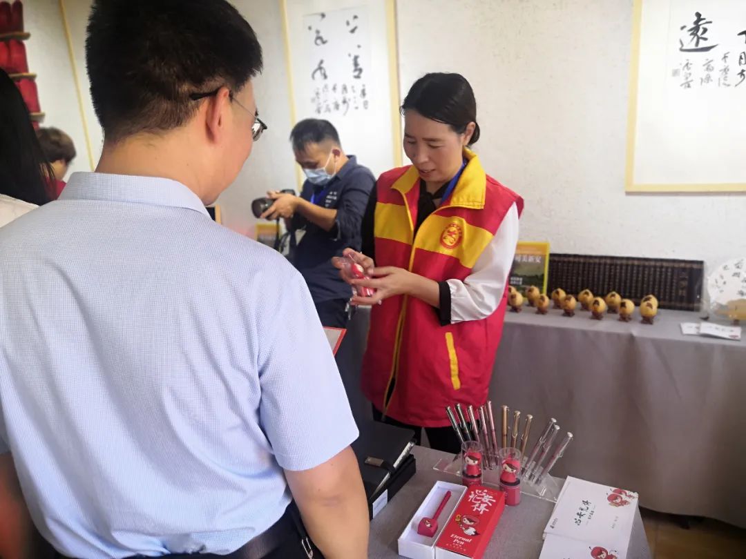 2021年中國(guó)農(nóng)民豐收節(jié)洛陽(yáng)市慶?；顒?dòng)在新安舉行