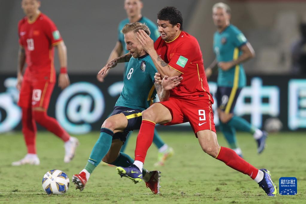 世預(yù)賽12強賽:中國戰(zhàn)平澳大利亞