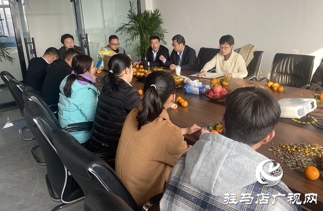 河南弘康環(huán)?？萍加邢薰鹃_展“凝心聚力 共創(chuàng)佳績”團建活動