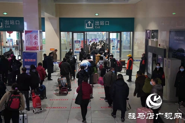 駐馬店車務(wù)段：統(tǒng)籌疫情防控和客貨運(yùn)輸 打造“平安、有序、溫馨”春運(yùn)