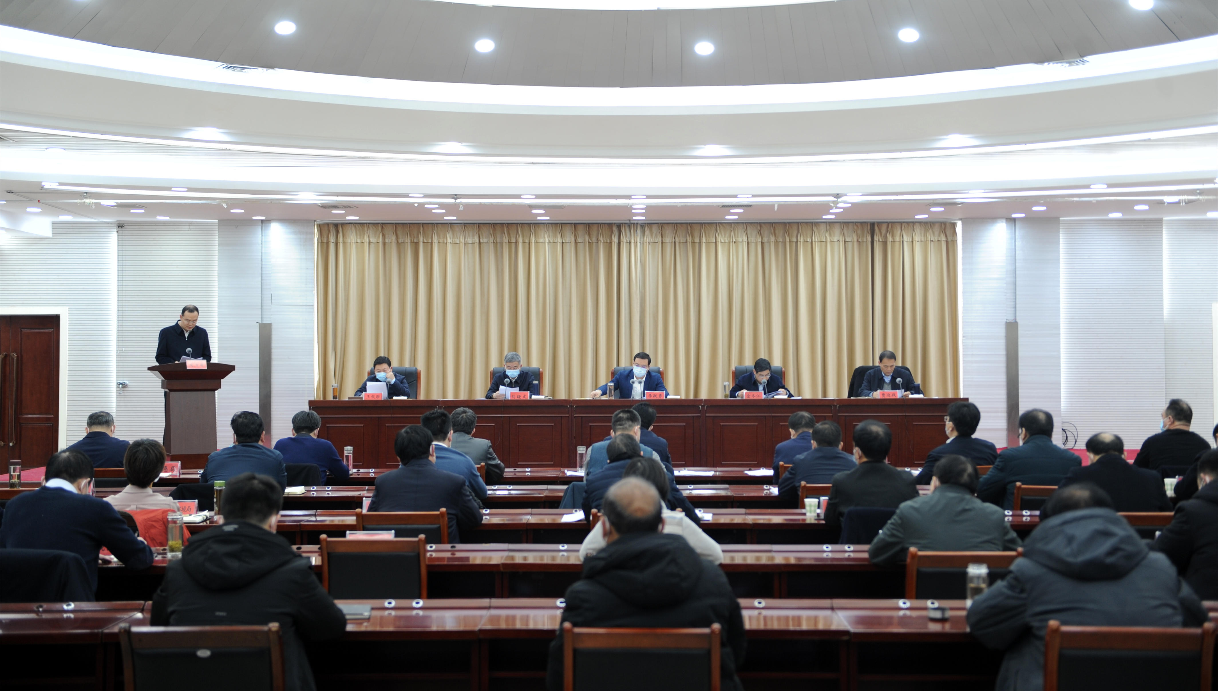 駐馬店市低溫雨雪冰凍天氣防范應(yīng)對(duì)工作緊急電視電話會(huì)議召開