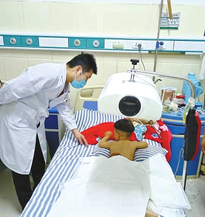 沒(méi)有核酸陰性證明咋辦？民警：先就醫(yī)再檢測(cè)