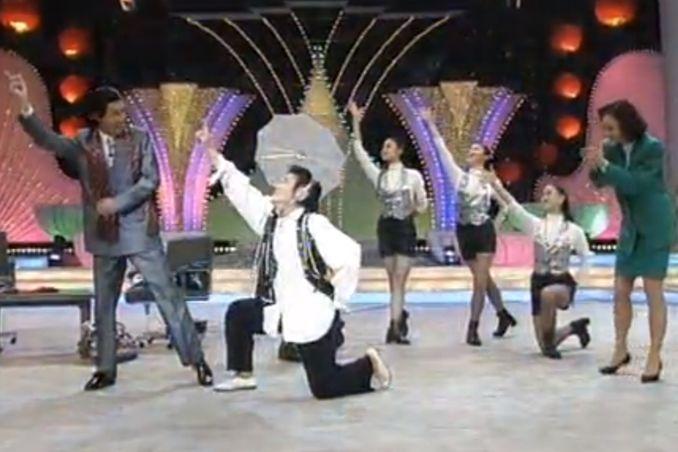 央視春晚馬上40年，我們看著看著就長(zhǎng)大了……