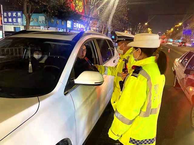 新春走基層｜致敬春節(jié)堅守崗位的他們