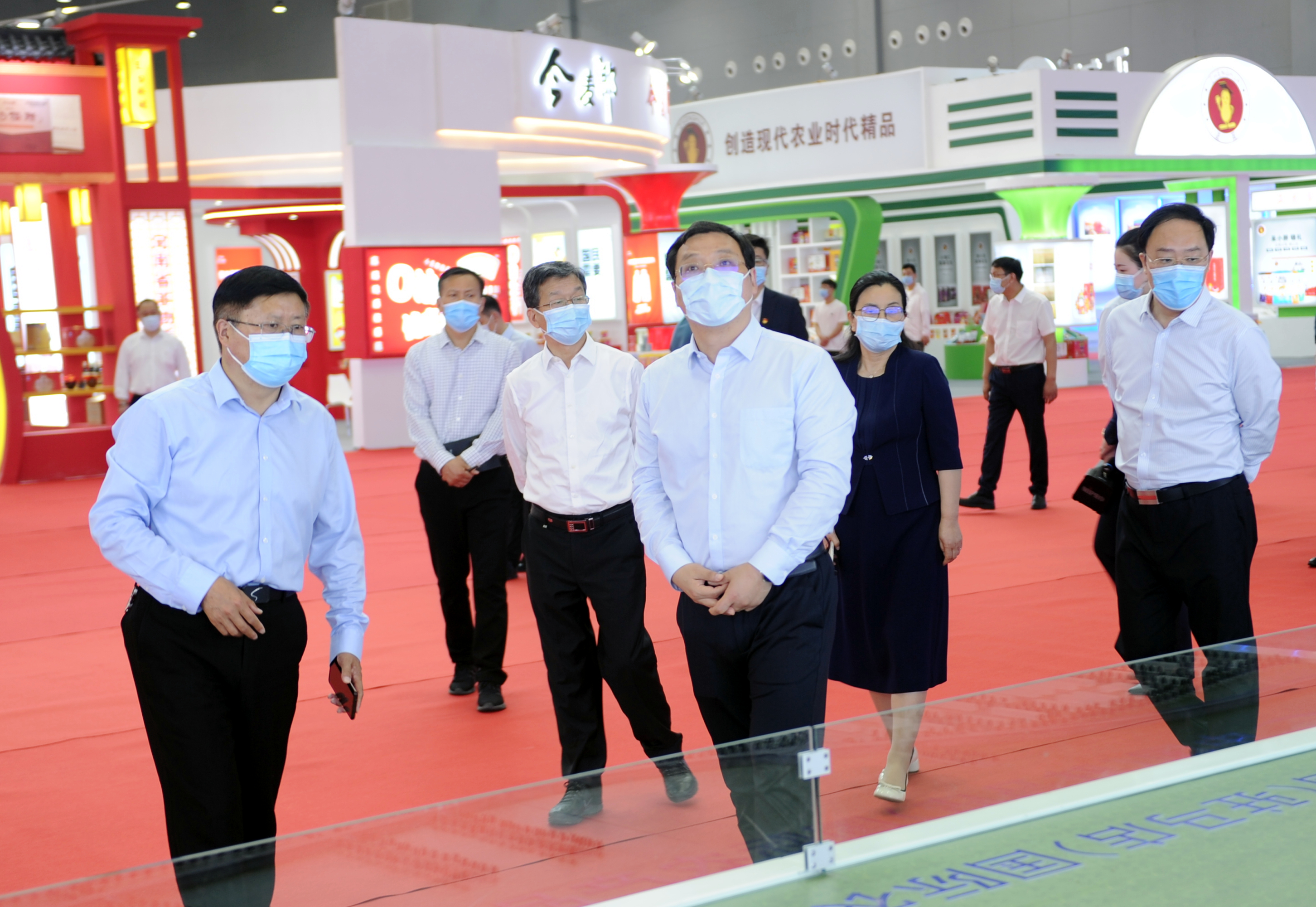 李躍勇深入市中心城區(qū)調(diào)研