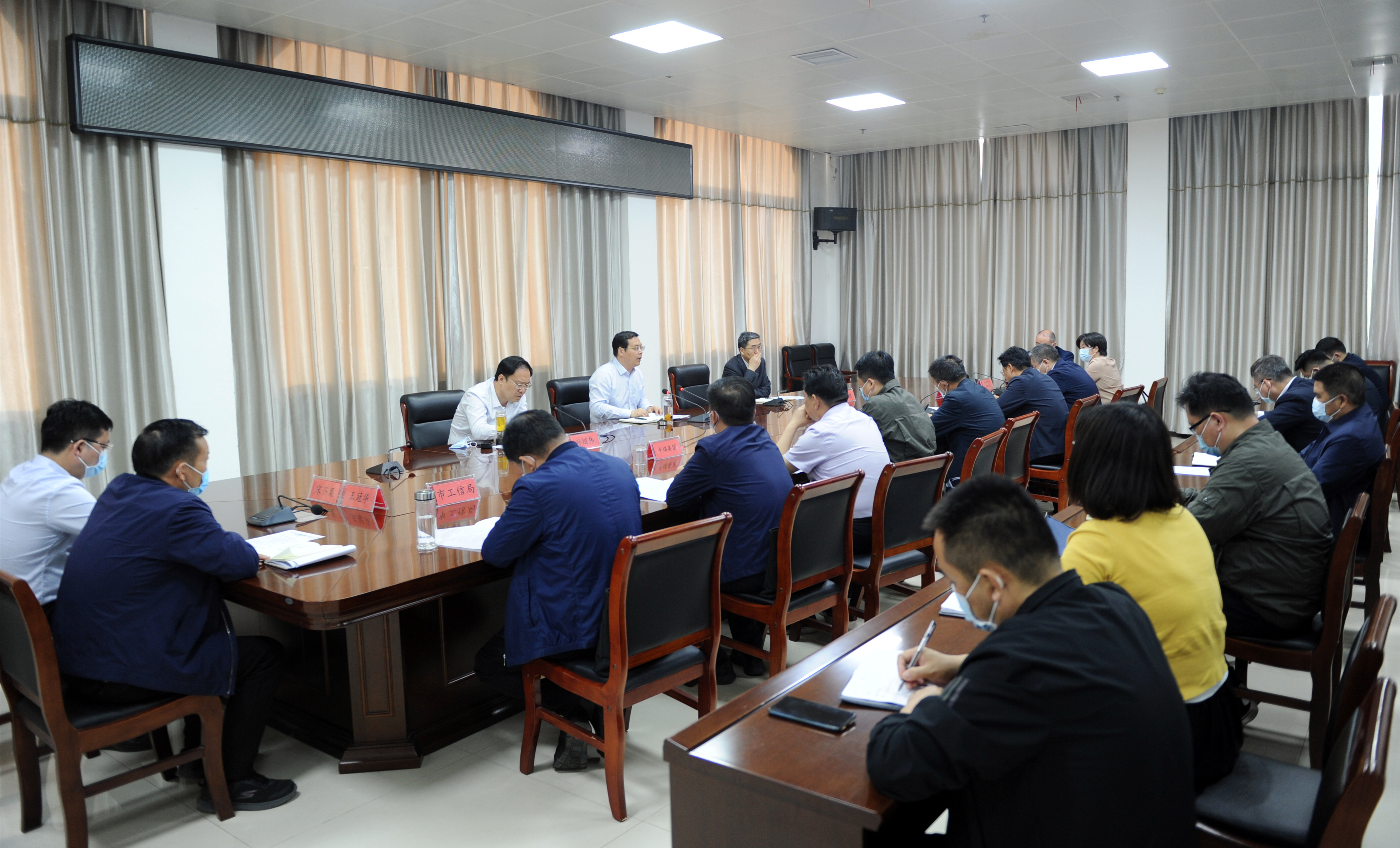 李躍勇深入高新區(qū)實地調研指導重點項目建設