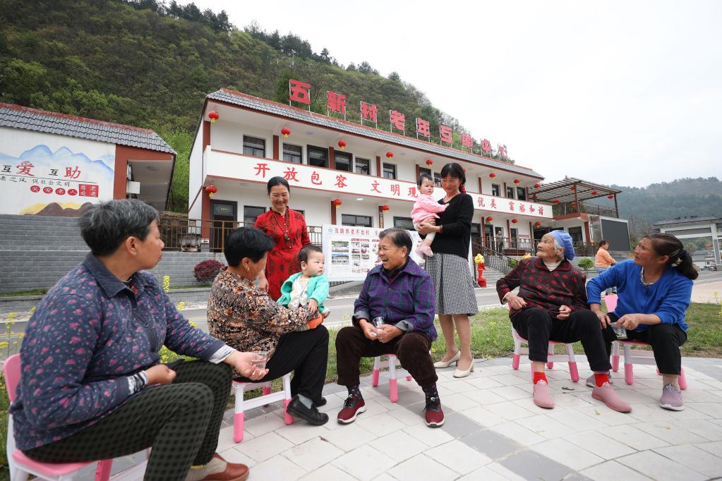 是否強(qiáng)制、如何購買、誰來監(jiān)管？——權(quán)威部門回應(yīng)個(gè)人養(yǎng)老金焦點(diǎn)問題