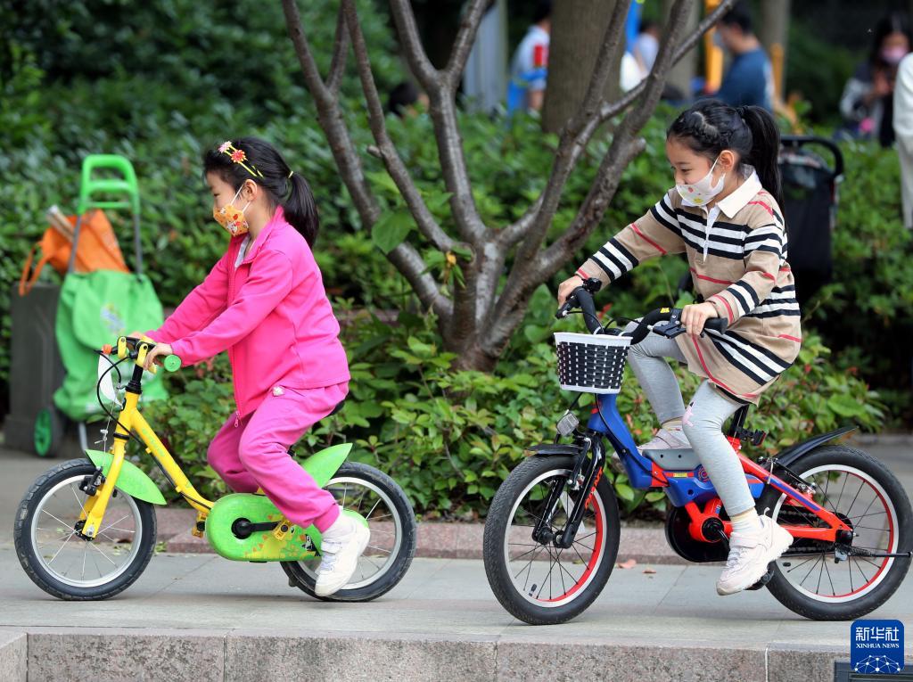 扎扎實實朝著防控目標(biāo)邁進——寫在上海實現(xiàn)社會面清零之際