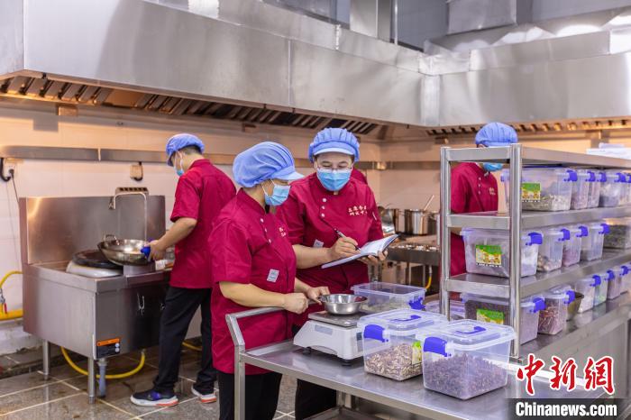 疫情之下，預(yù)制菜產(chǎn)業(yè)如何“乘風(fēng)而上”？