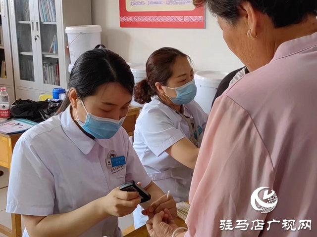 駐馬店市中醫(yī)院開展便民服務(wù)家鄉(xiāng)行義診活動(dòng)