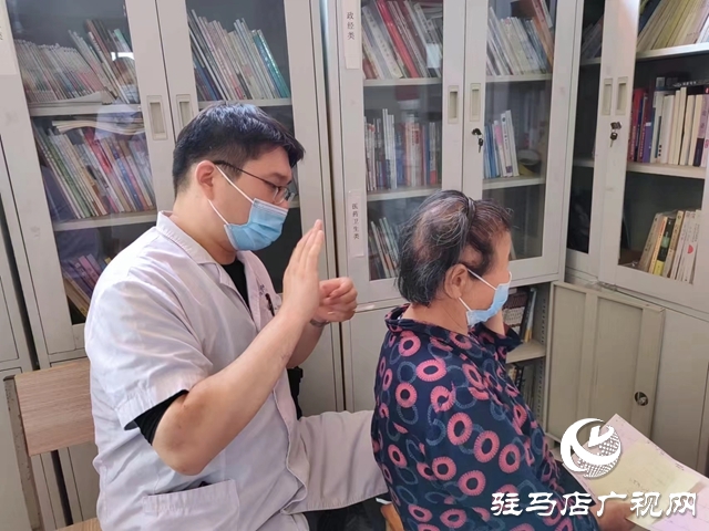 駐馬店市中醫(yī)院開展便民服務(wù)家鄉(xiāng)行義診活動(dòng)