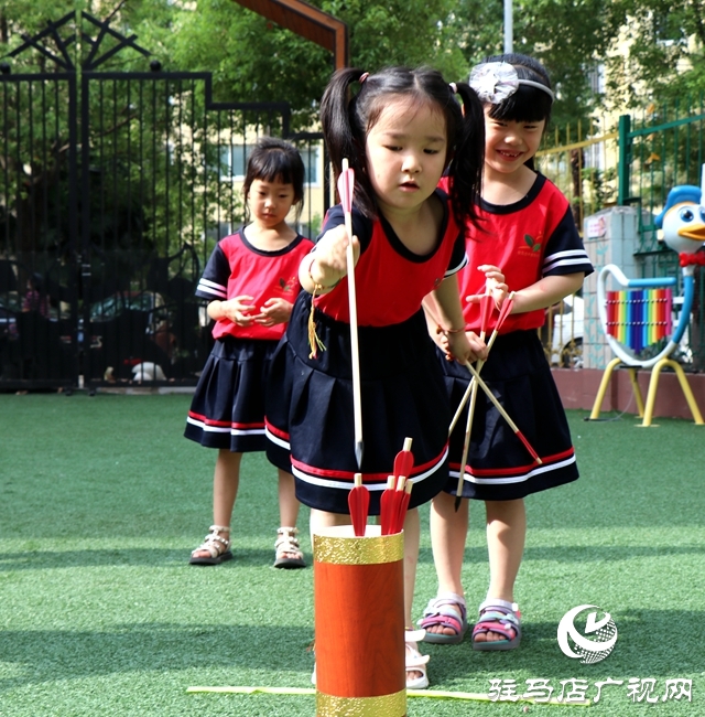 迎端午！駐馬店市實(shí)驗(yàn)幼兒園上演趣味“中國(guó)風(fēng)”