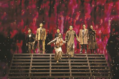 大型原創(chuàng)紅色話劇《前哨》靠什么吸引年輕觀眾?