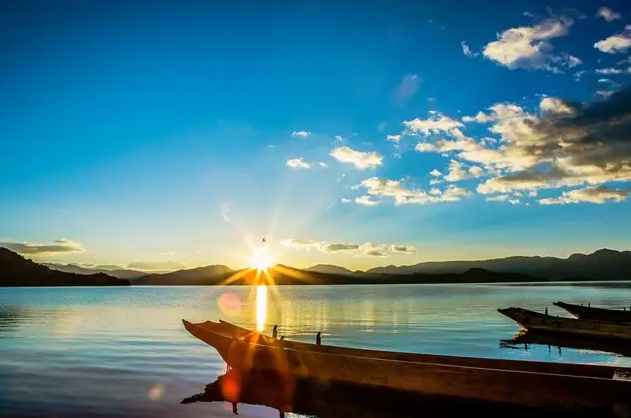 中國(guó)旅客運(yùn)輸量已經(jīng)連續(xù)18年穩(wěn)居全球前兩位