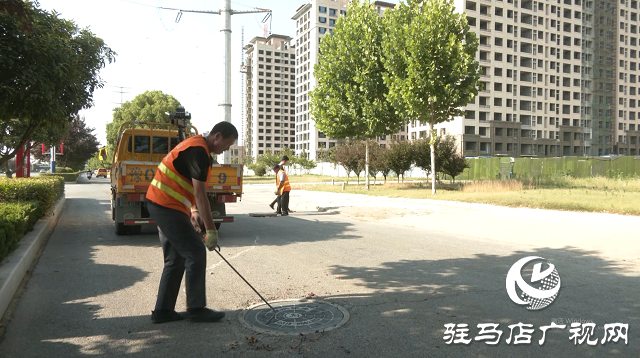【走進(jìn)12345 &middot;見(jiàn)政】&mdash;&mdash; 多部門聯(lián)動(dòng)快速修復(fù)窨井蓋 維護(hù)群眾&ldquo;腳底下的安全&rdquo;
