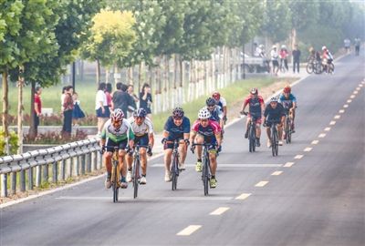 體育旅游消費需求旺盛，精品線路、精品賽事和示范基地越來越多 “體育+旅游”融合發(fā)展加速（消費視窗）