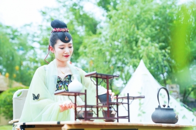  河南暑期文旅市場強勁復(fù)蘇 周末游、免票、晝夜狂歡等成熱詞