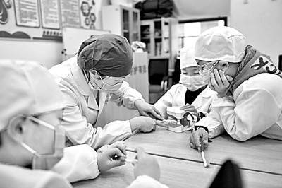 一口好牙，該怎么刷？