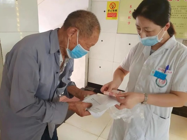 賈真：拾金不昧 傳遞新時代正能量