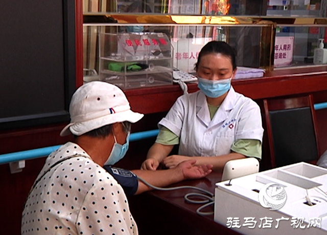 驛城區(qū)順河社區(qū)衛(wèi)生服務中心：全力做好新冠疫苗加強針接種工作