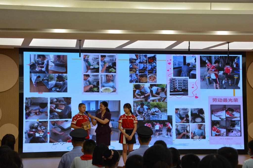 多地開學(xué)首日見聞