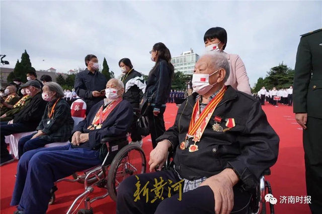 今天，濟(jì)南這一幕幕，令人淚目！