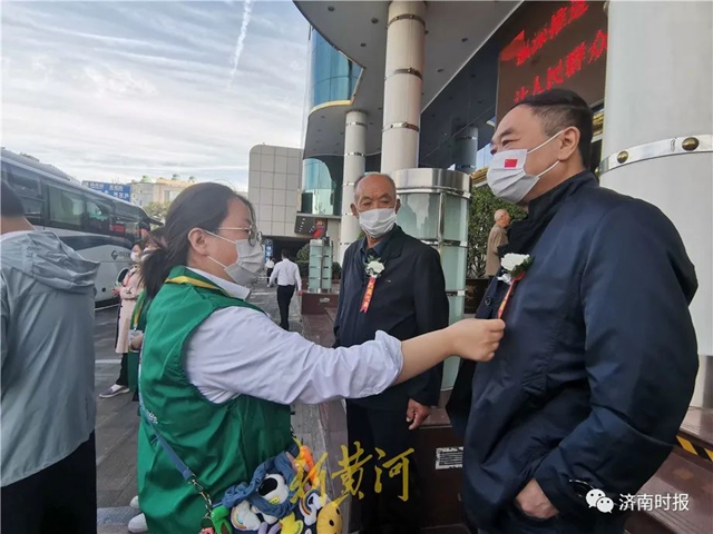 今天，濟(jì)南這一幕幕，令人淚目！
