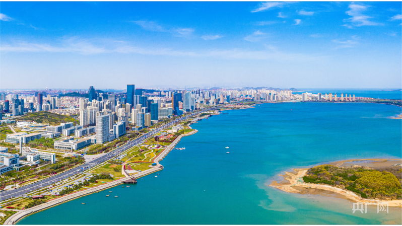 【大時(shí)代】青島：向海圖強(qiáng)筑夢(mèng)深藍(lán)天地闊 科技引領(lǐng)陸海統(tǒng)籌奮楫行