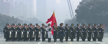今天，我們跟隨習近平總書記一起致敬英雄！