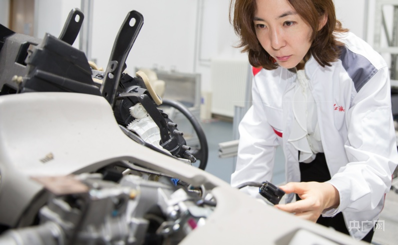 【大時(shí)代】長春：現(xiàn)代農(nóng)業(yè)擦亮“糧食芯片” 科技創(chuàng)新驅(qū)動(dòng)“汽車強(qiáng)國”