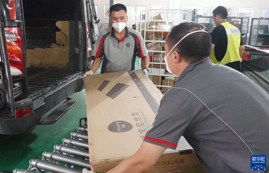 牢記囑托建新功丨努力做一只勤勞的小蜜蜂