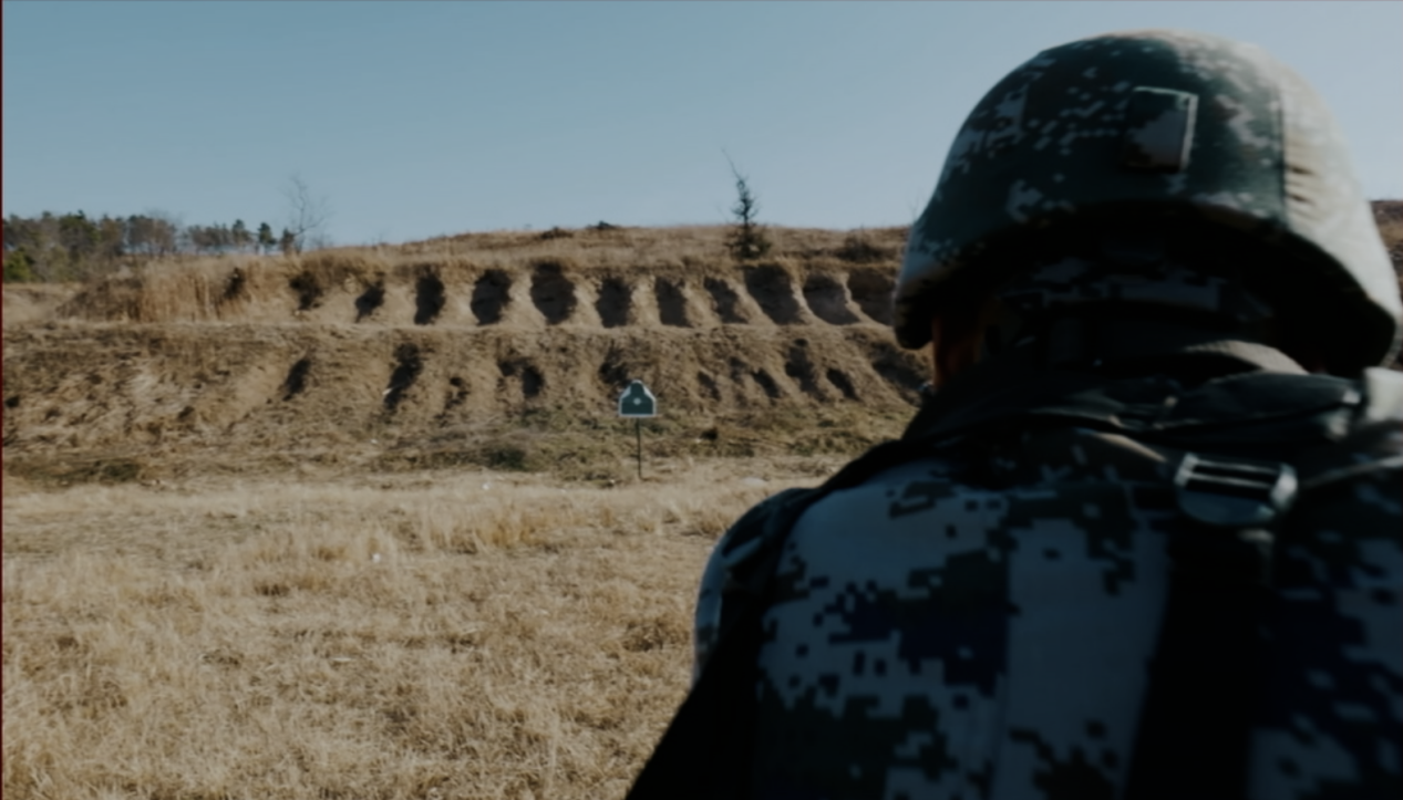 火力全開！沉浸式體驗(yàn)我軍立體搶灘登陸演練