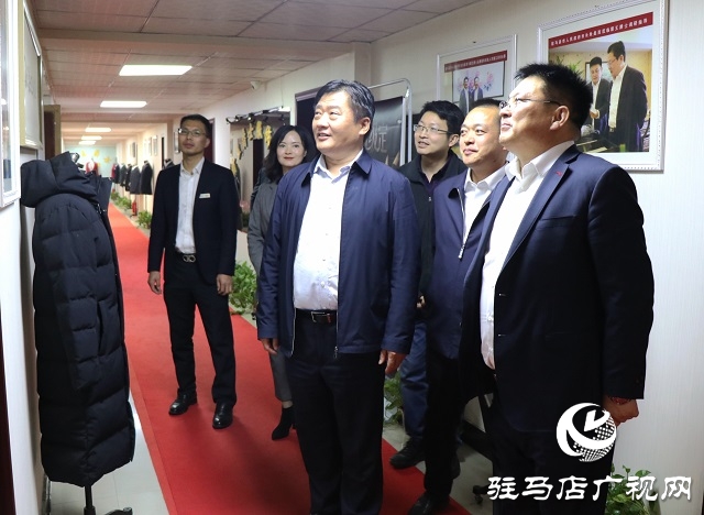 駐馬店：助企紓困 促進服裝產業(yè)做大做強