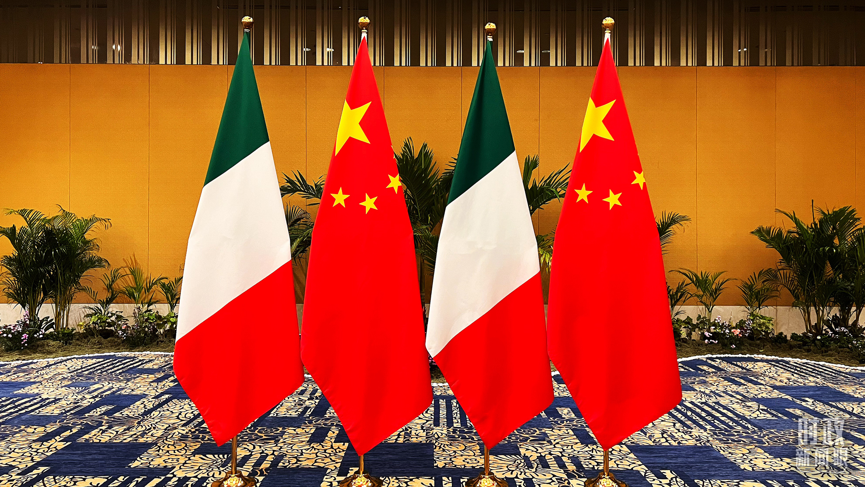 時政新聞眼丨峰會第二天，習近平出席多場活動彰顯同一關(guān)鍵詞