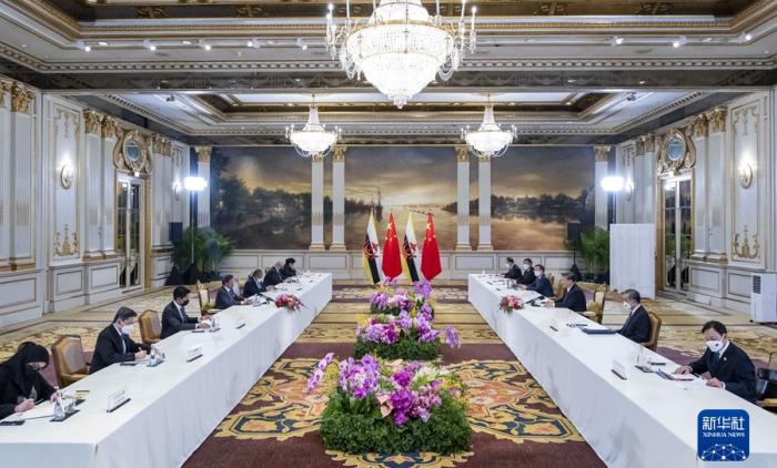 習言道丨習近平這趟出訪，三個場景意味深遠