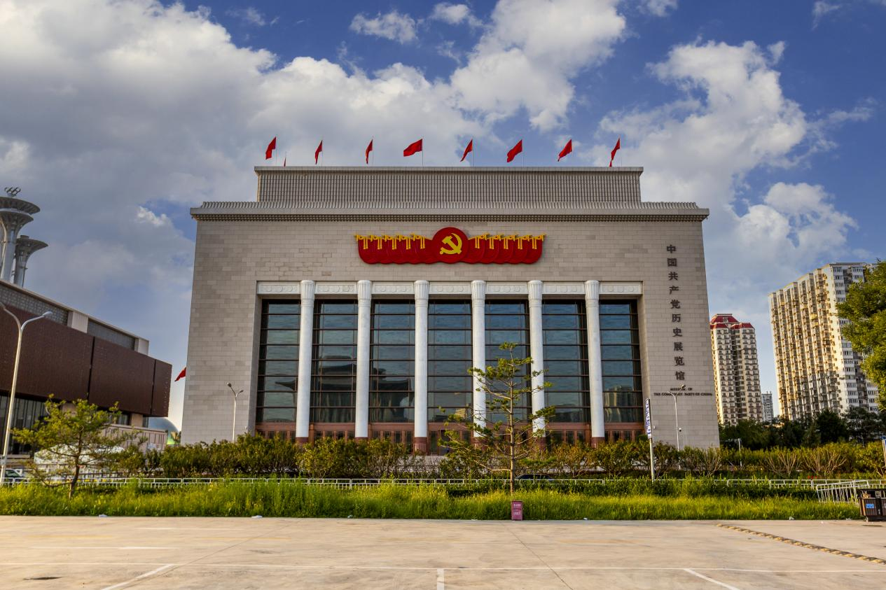 人民領(lǐng)袖｜打鐵還需自身硬！中國(guó)共產(chǎn)黨的十年答卷