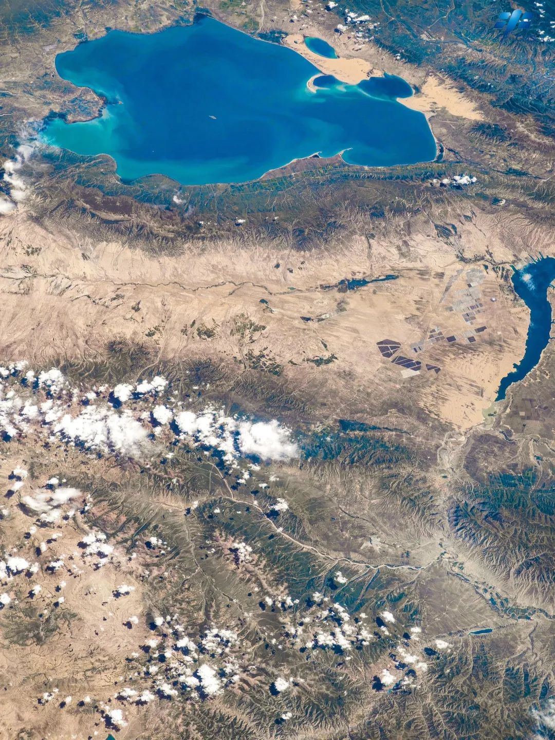 影集 | 這有一份來自神舟十四號航天員乘組的攝影作品，請查收！