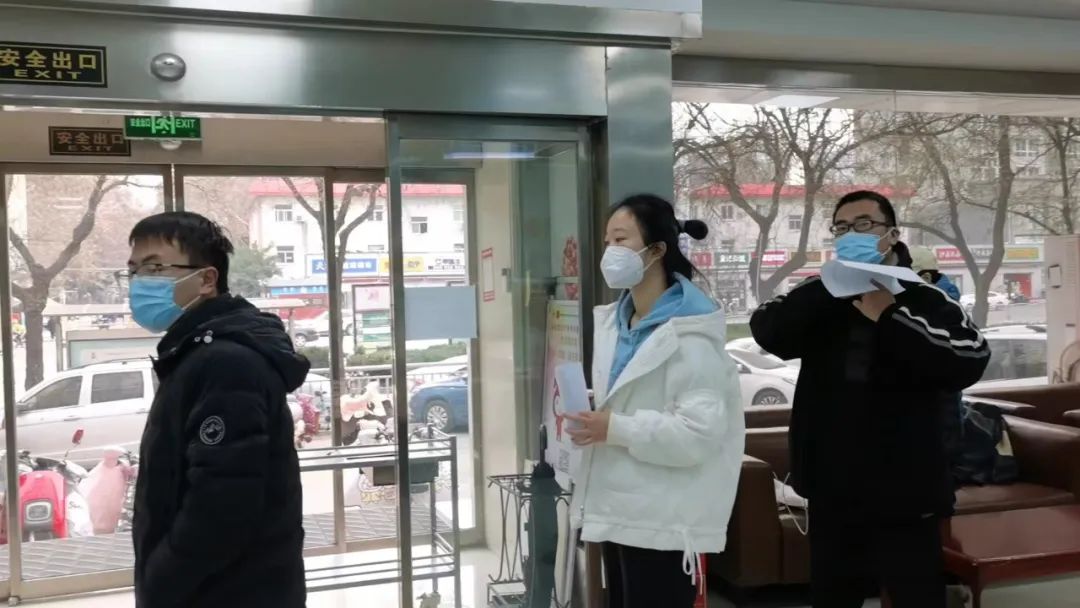 鄭州血液庫(kù)存量告急，市民積極貢獻(xiàn)“熱血力量”