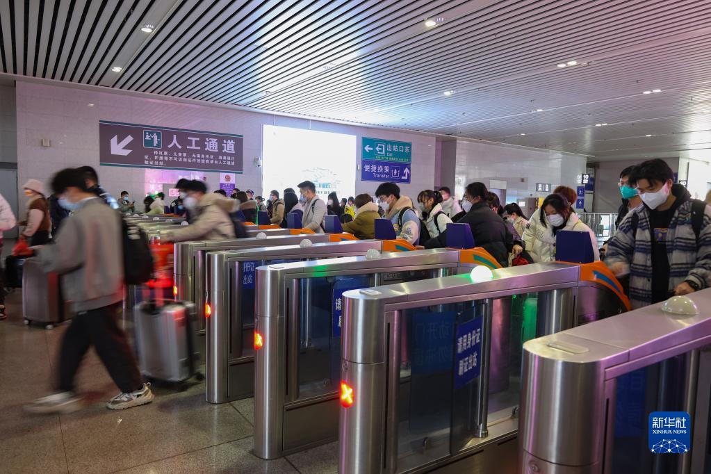 春節(jié)后開工首日，各地在忙些啥？