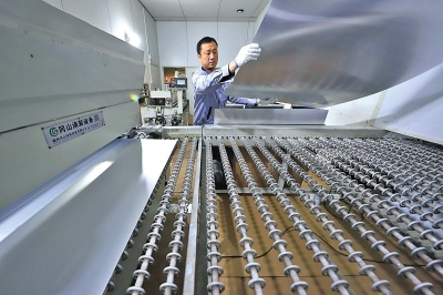 打好關(guān)鍵核心技術(shù)攻堅(jiān)戰(zhàn) 河南將新培育1家國家級(jí)制造業(yè)創(chuàng)新中心